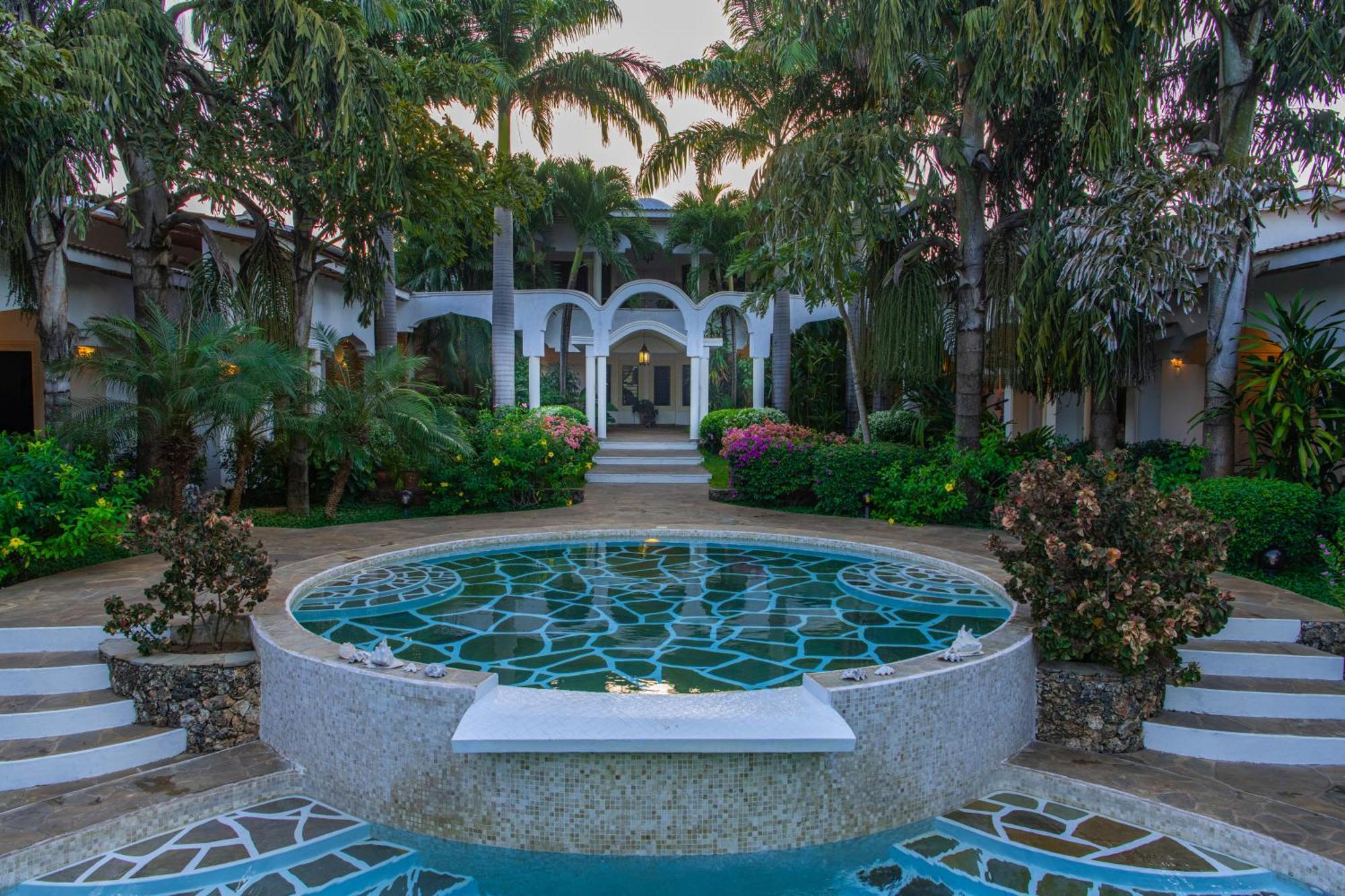 Hotel Villa Malindi Exterior photo