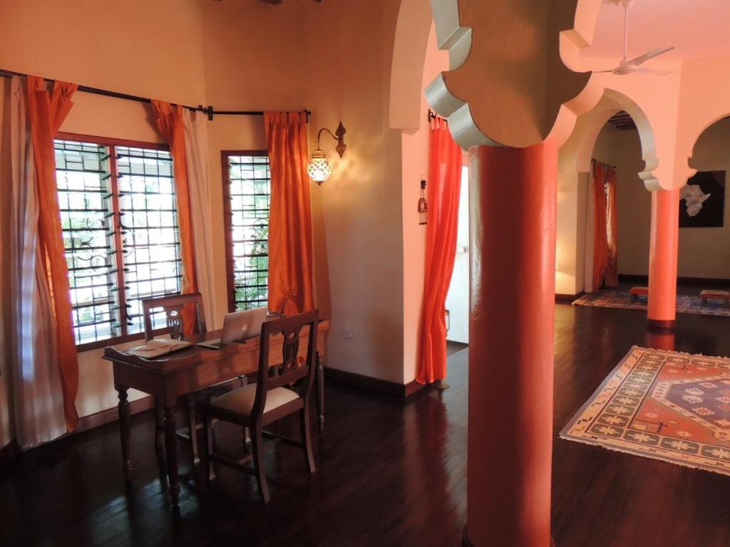 Hotel Villa Malindi Exterior photo